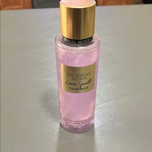Victoria's Secret Love Spell Shimmer mist